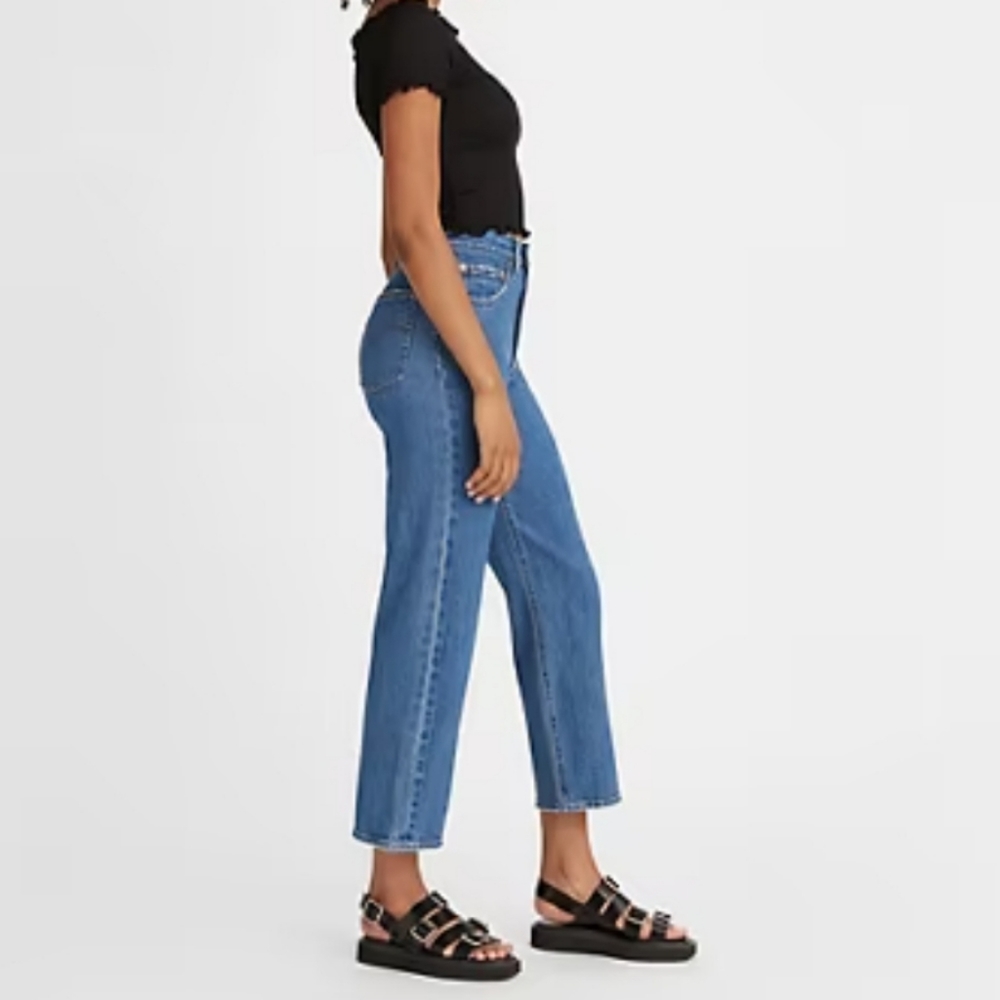 Levi's Ribcage Straight Ankle Jeans - Picture 3 of 14